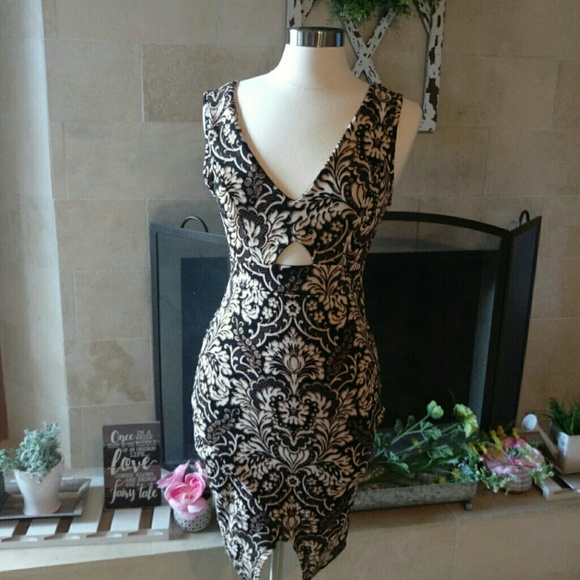 Privileged Dresses & Skirts - Privileged sleeveless bodycon dress